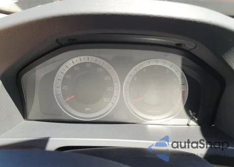 2012 Volvo S60 T6 z USA, uszkodzony, nr VIN YV1902FH4C2057739